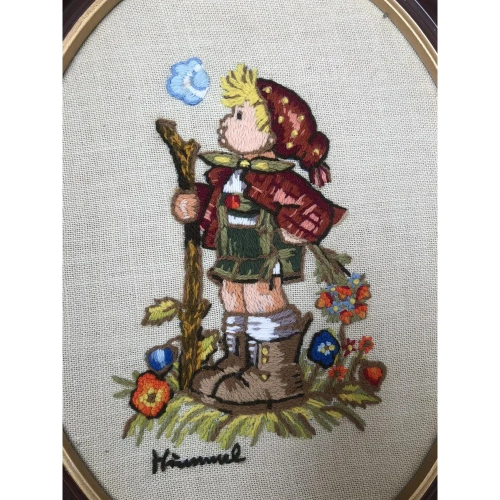 Hummel framed hook